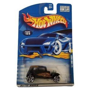 Hot Wheels '32 Ford Vicky Black Flames Tampo Mattel Hot Rod 2001 Collector #125